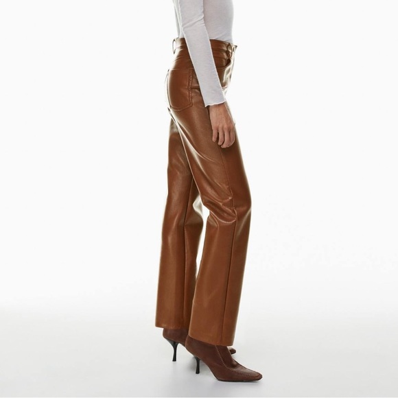 Wilfred Aritzia The Melina High Rise Vegan Leather Straight Leg Pants - Picture 3 of 8